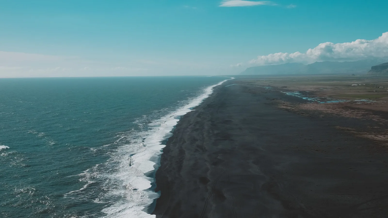 Iceland Ocean Beach 4K Nature Wallpaper