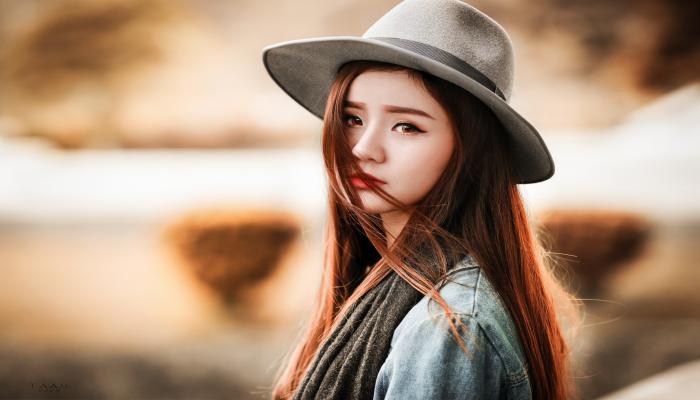Long Hair HD Portrait Wallpaper