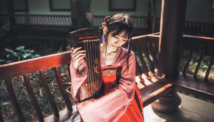 Traditional Chinese Hanfu Woman HD Portrait Wallpaper
