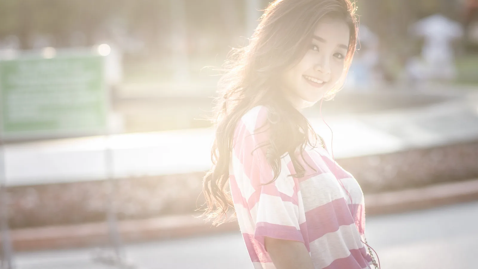 Woman Long Hair 2K Portrait Wallpaper