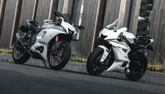 Yamaha Sports Car Motorcycle 4K Creative Wallpaper